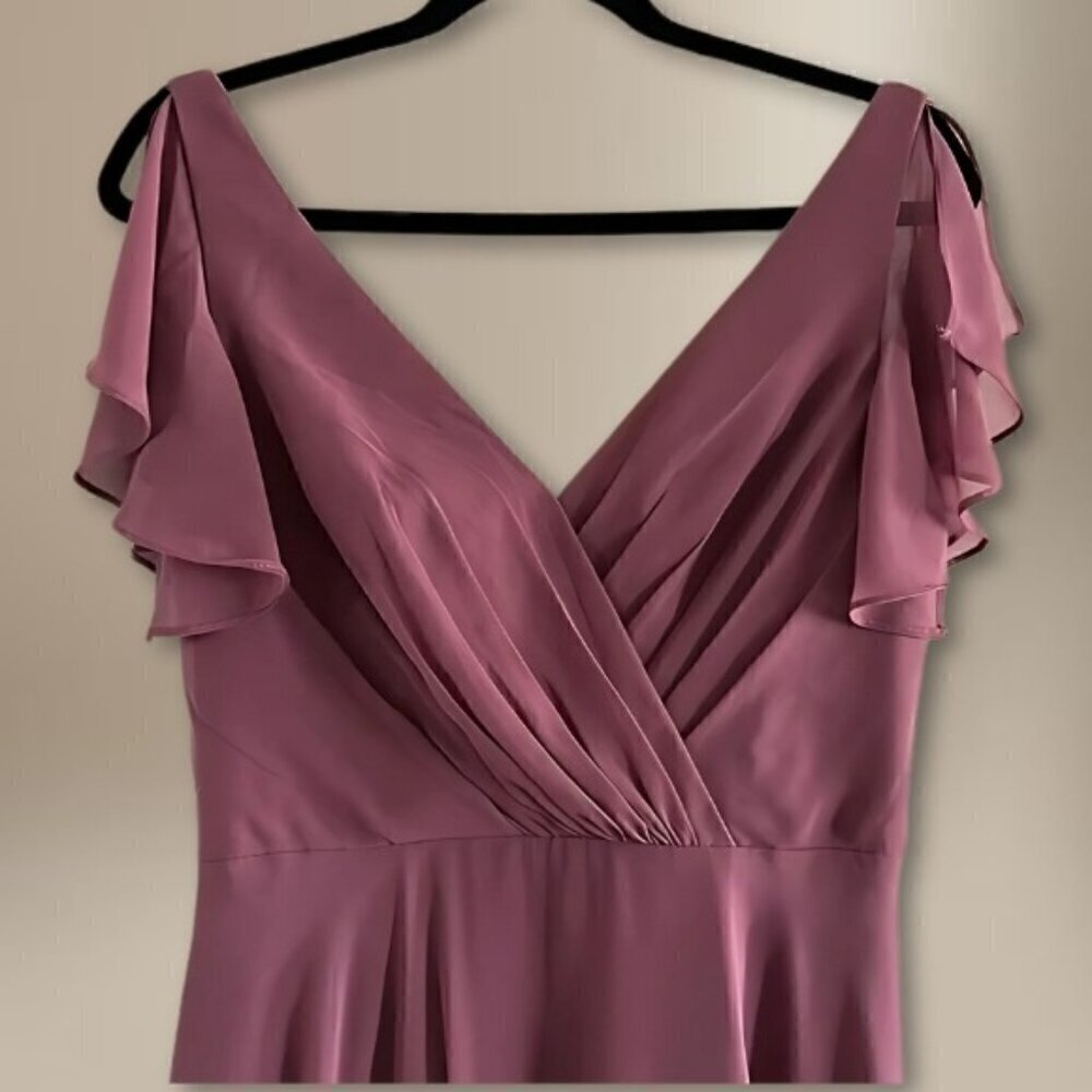David’s Bridal A-Line Gown Surplice V-Neck Ruffle Sleeve Chiffon Pastel Purple - Picture 4 of 16